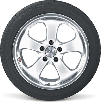 Bridgestone Potenza RE050 A 215/40 R18