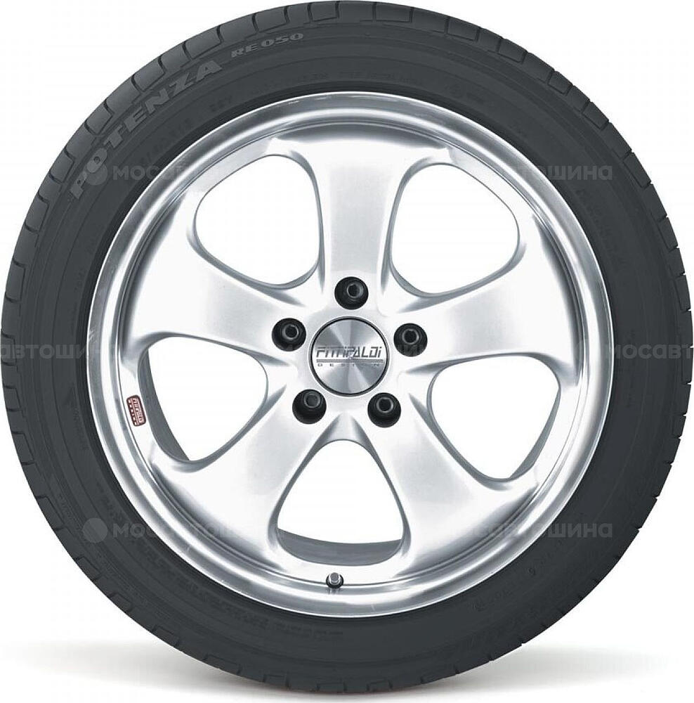 Seitenansicht  Bridgestone Potenza RE050 A 285/30 R20 100Y