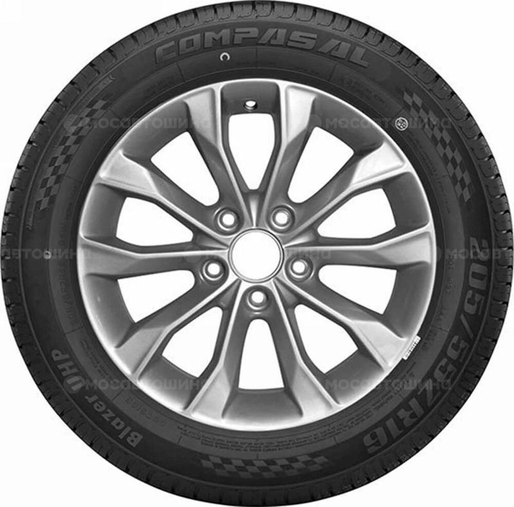 Seitenansicht Compasal Blazer UHP 285/45 R19 111V