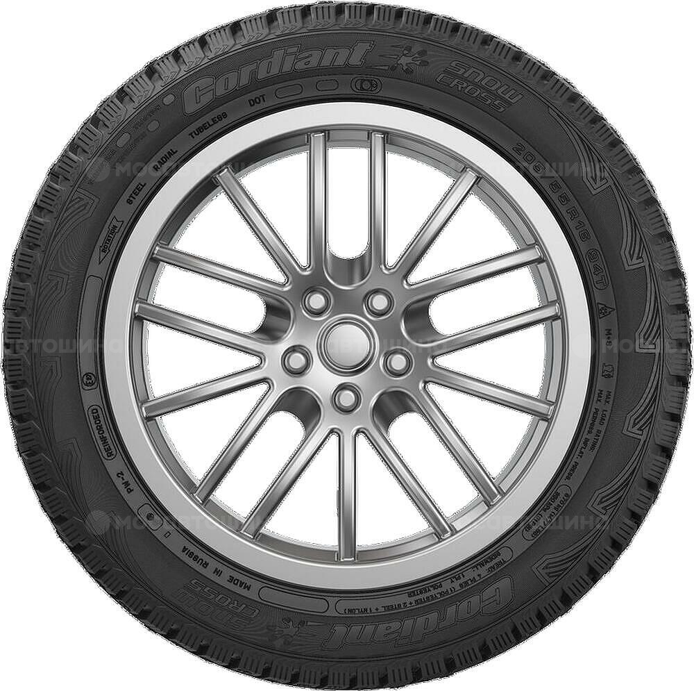 Seitenansicht  Cordiant Snow Cross 215/70 R16 100T