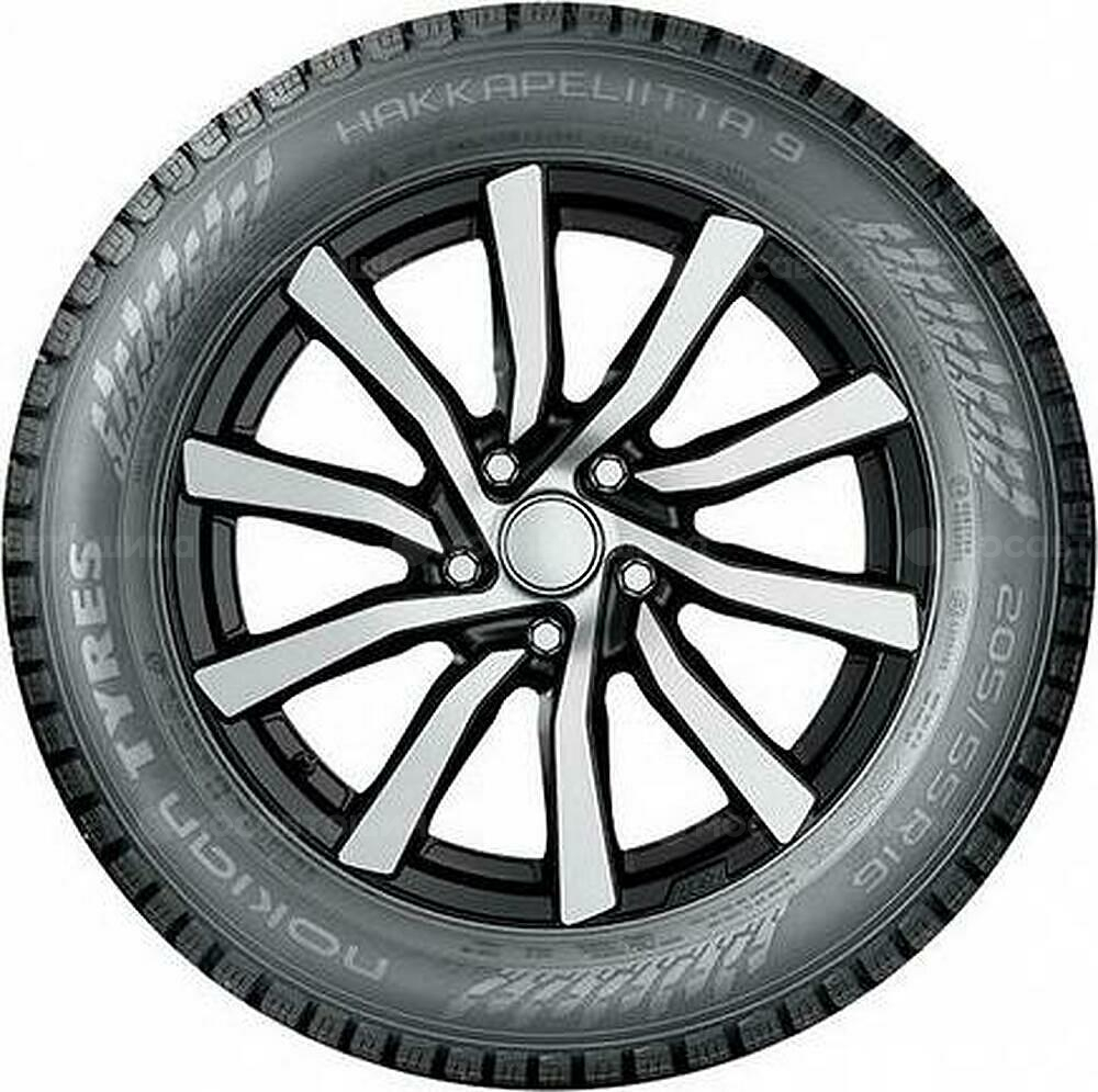 Seitenansicht  Nokian Hakkapeliitta 9 225/50 R17 94T RF