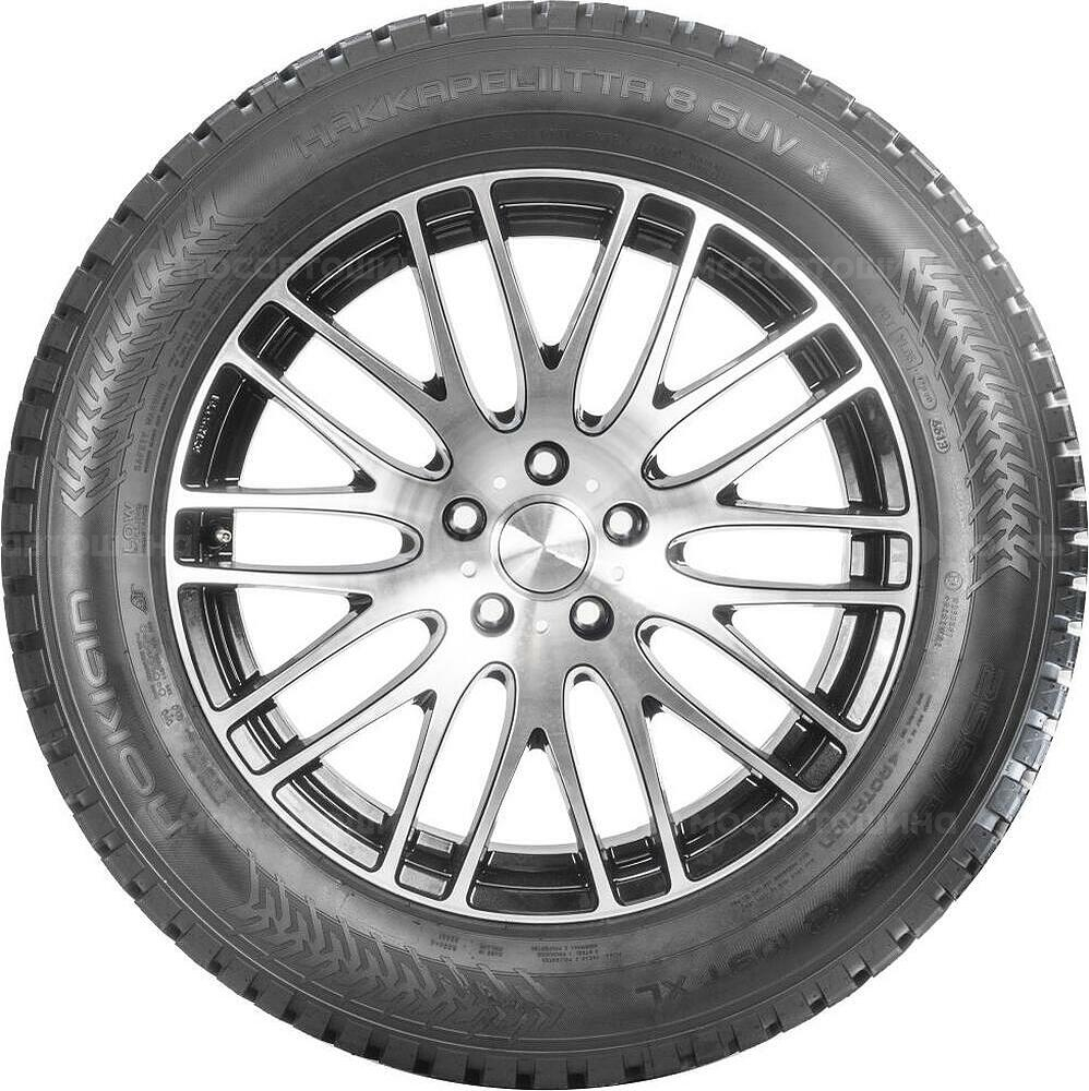 Seitenansicht Nokian Hakkapeliitta 8 SUV 265/70 R16 112R