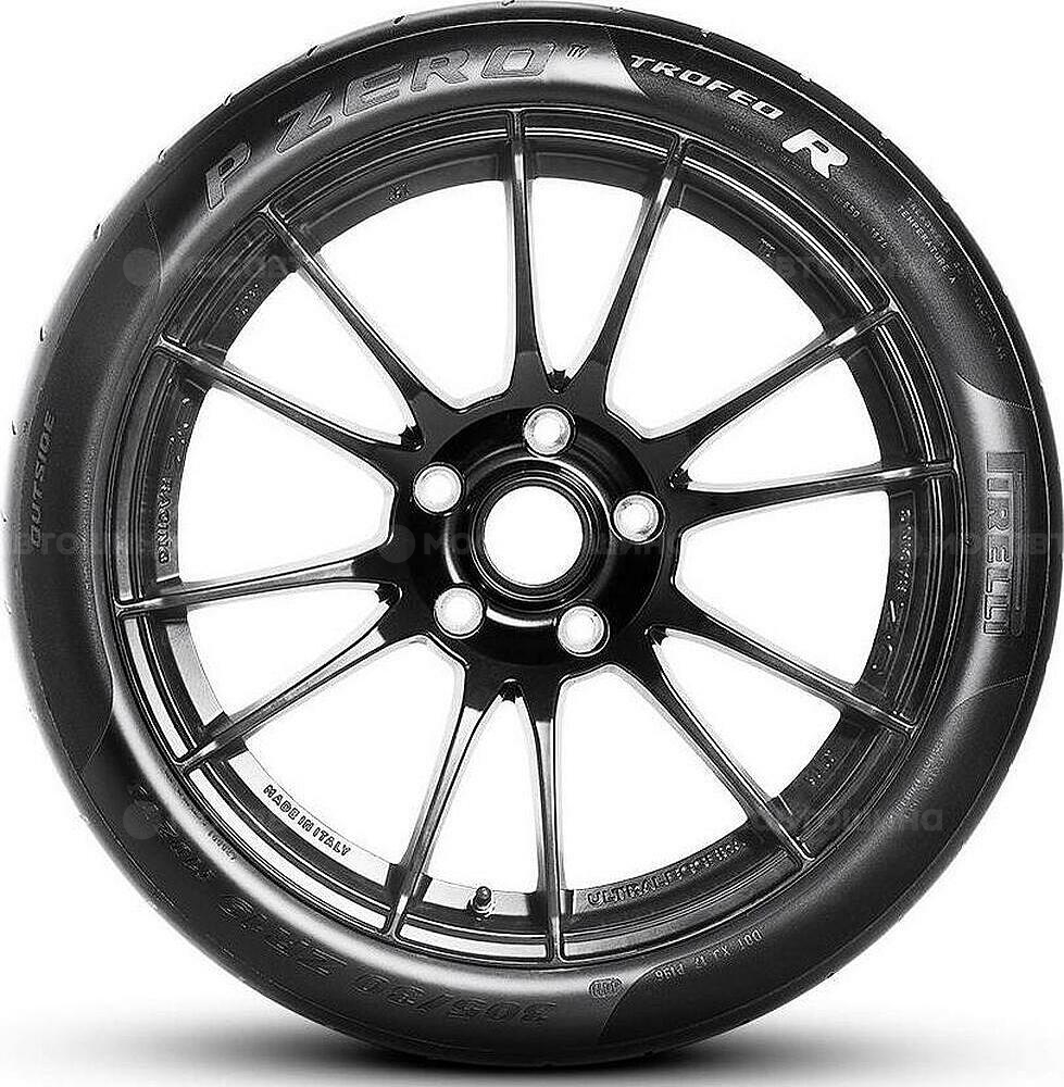 Seitenansicht Pirelli Pzero trofeo race 265/40 R18 101Y