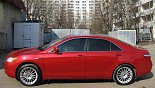 Felgen OZ Racing Superturismo am Fahrzeug Toyota Camry