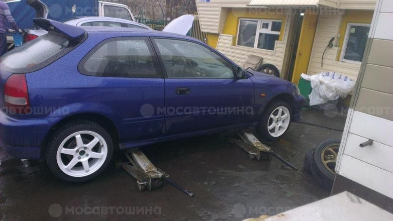Автомобильные шины Toyo Observe Garit G3-Ice R16 [1730]