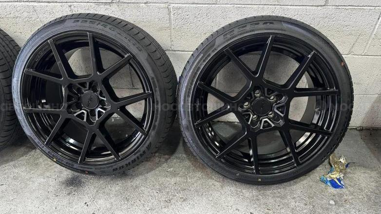 Автомобильные шины Winrun R330 W-Silent R18 [2329]