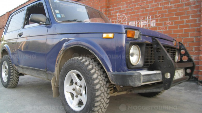 Автомобильные шины Cordiant Off Road R15 на автомобиле VAZ 2121 [1329]
