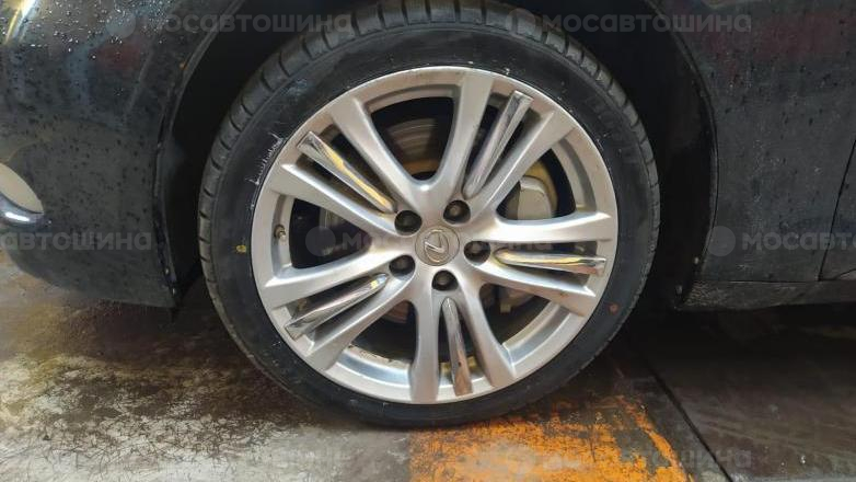 Автомобильные шины Boto BS68 на автомобиле lexus gs [1966]