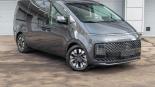 Felgen   am Fahrzeug  hyundai staria