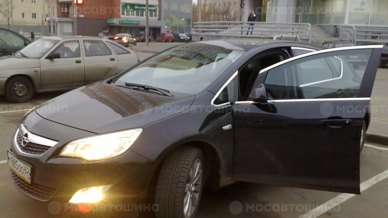Автомобильные шины Dunlop Graspic DS3 на автомобиле Astra H [1299]