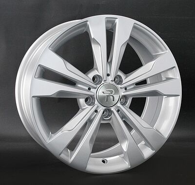 Replica MB131 8x17 5x112 ET 38 Dia 66.6 silver