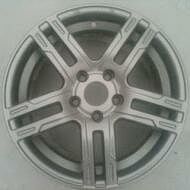 Replica 1375 7x16 5x114.3 ET 40 Dia 66.1 SI03МСUC
